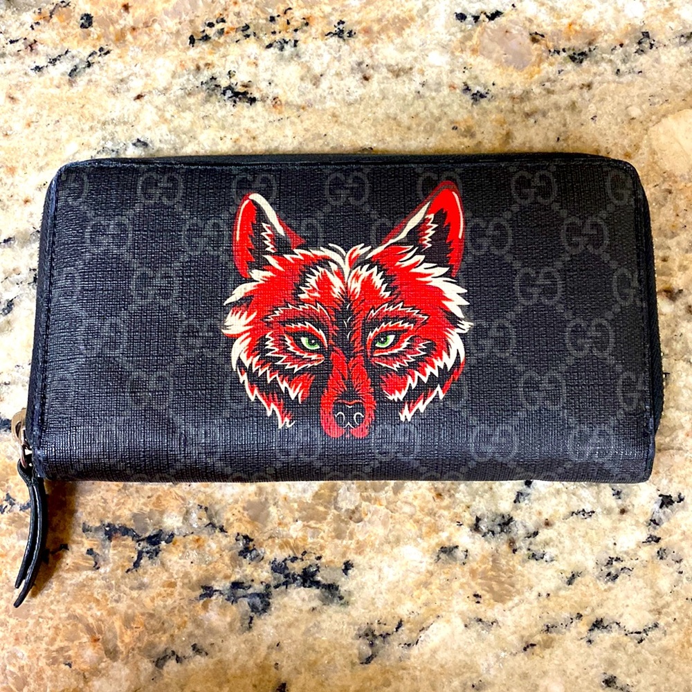 Gucci red wolf wallet